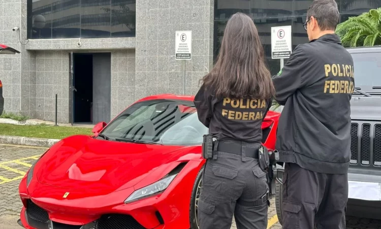PF rastreia frota de R$ 28 milhões ligada à “Farra do INSS” — Ferrari, Porsche e BMW entre os carros apreendidos