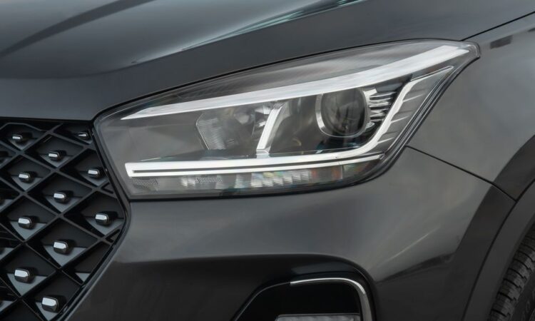 Carro chinês viraliza e tem fila de espera surreal no Brasil